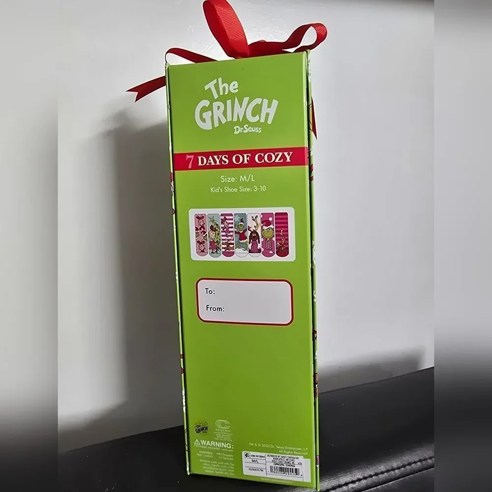 New Girls' Grinch 7 Days Of Cozy Kids Socks M/L 3-10